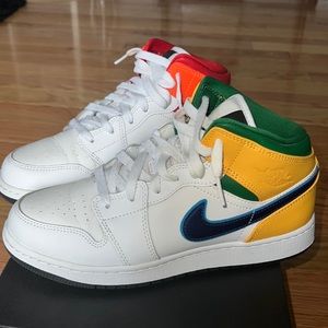 Air Jordan 1 Mid